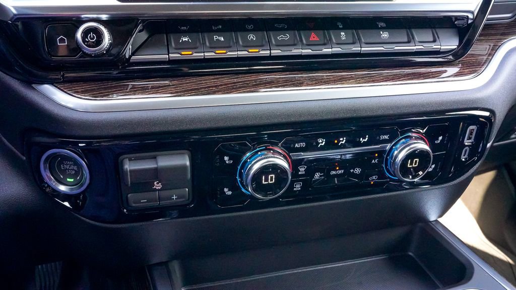 New 2026 GMC Sierra 1500 Elevation w/ Elevation Premium Package AWD/4WD image 16
