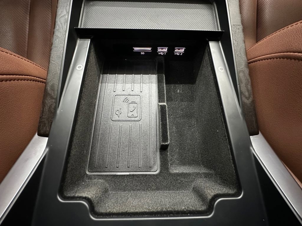 Used 2020 Audi Q8 Premium Plus w/ Premium Plus Package image 36