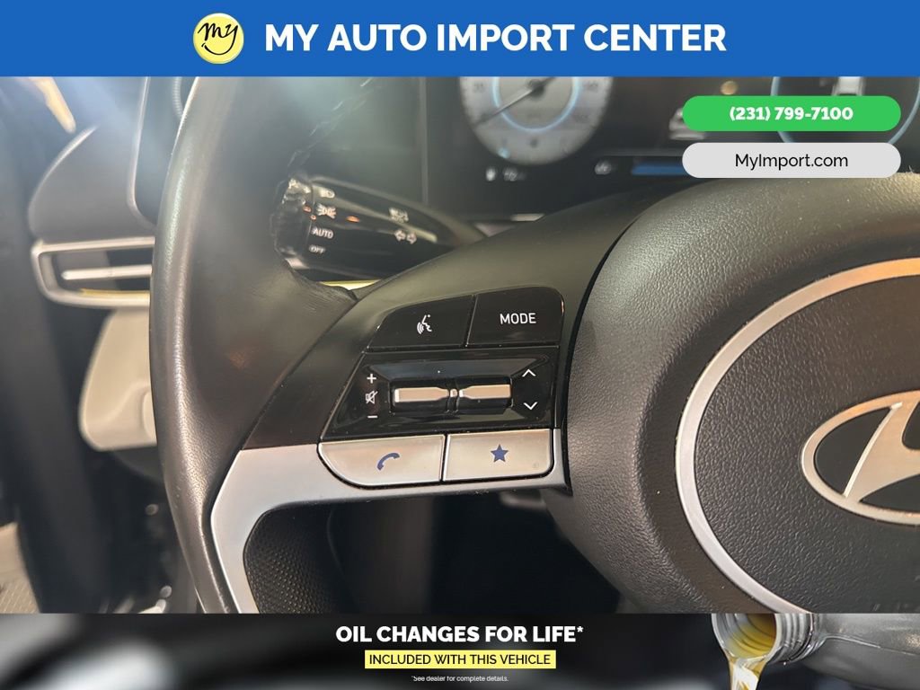 Used 2024 Hyundai Elantra Limited FWD image 16