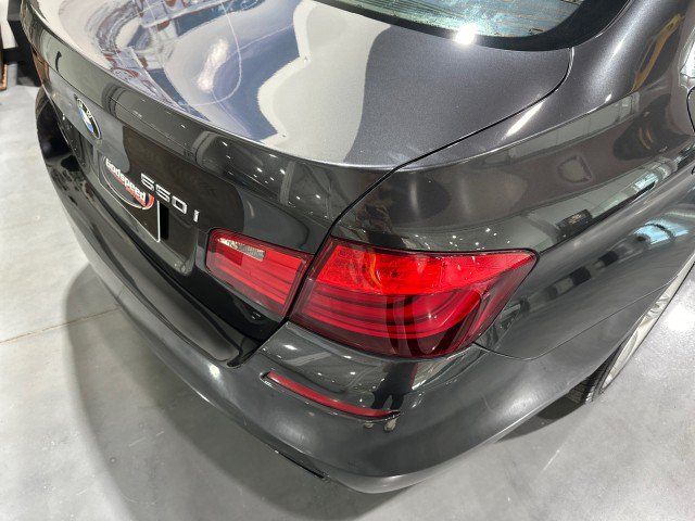 Used 2013 BMW 550i Sedan RWD image 29