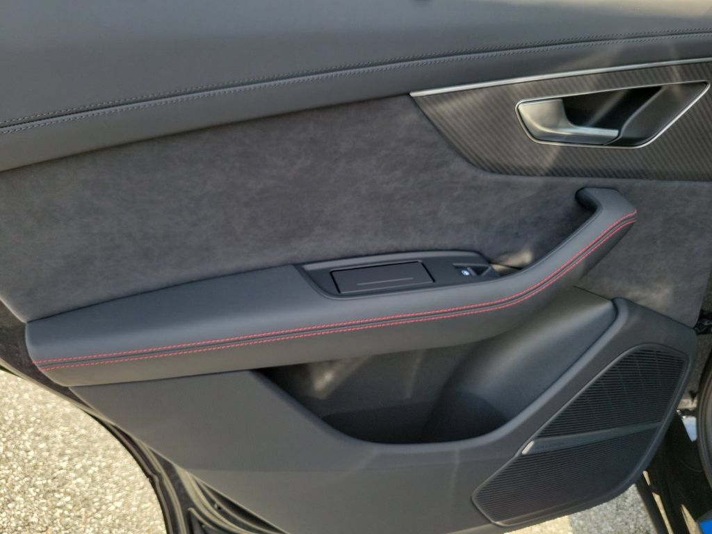 New 2026 Audi SQ7 Prestige AWD/4WD image 27