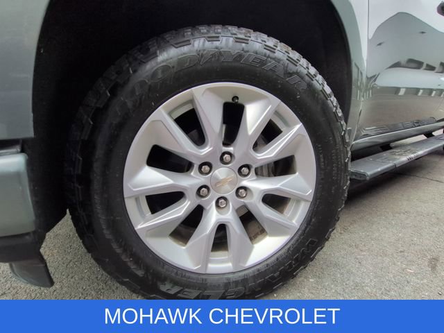 Used 2021 Chevrolet Silverado 1500 Custom AWD/4WD image 31