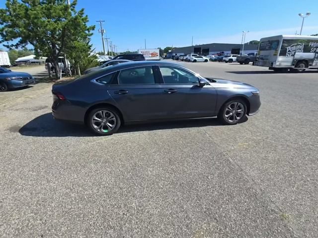 Used 2024 Honda Accord EX image 8