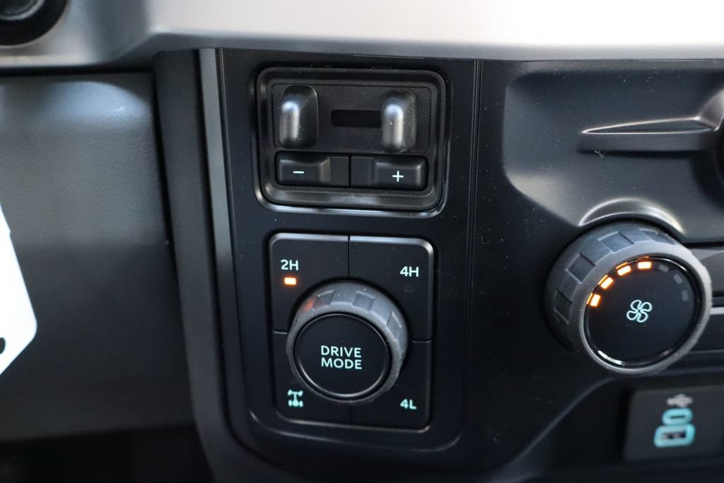 New 2026 Ford F350 XLT w/ 360-Degree Camera Package AWD/4WD image 31