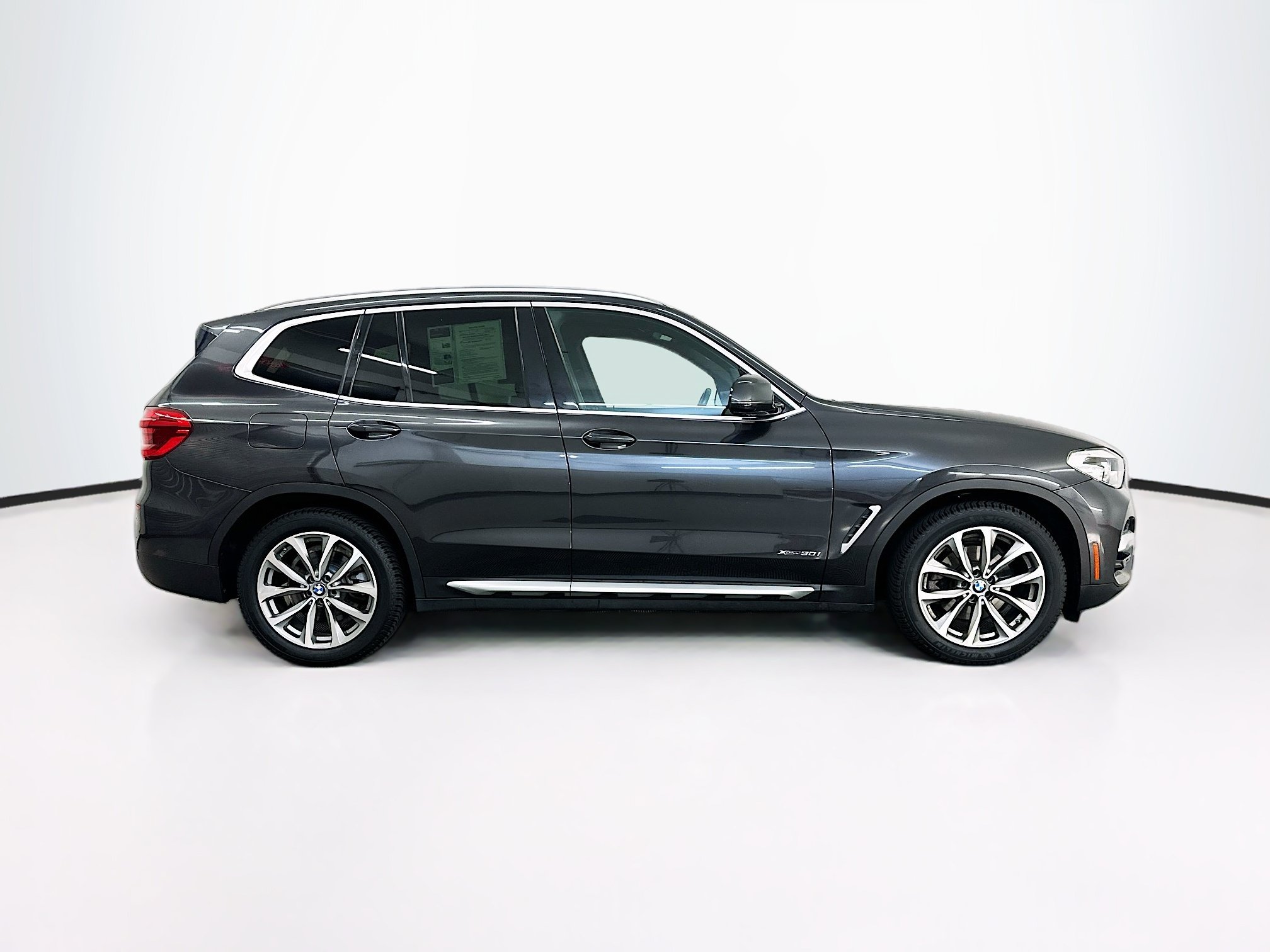 Used 2018 BMW X3 xDrive30i AWD/4WD image 10