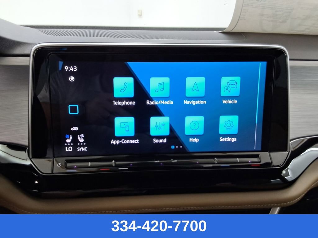 Used 2025 Volkswagen Atlas Cross Sport SE image 29