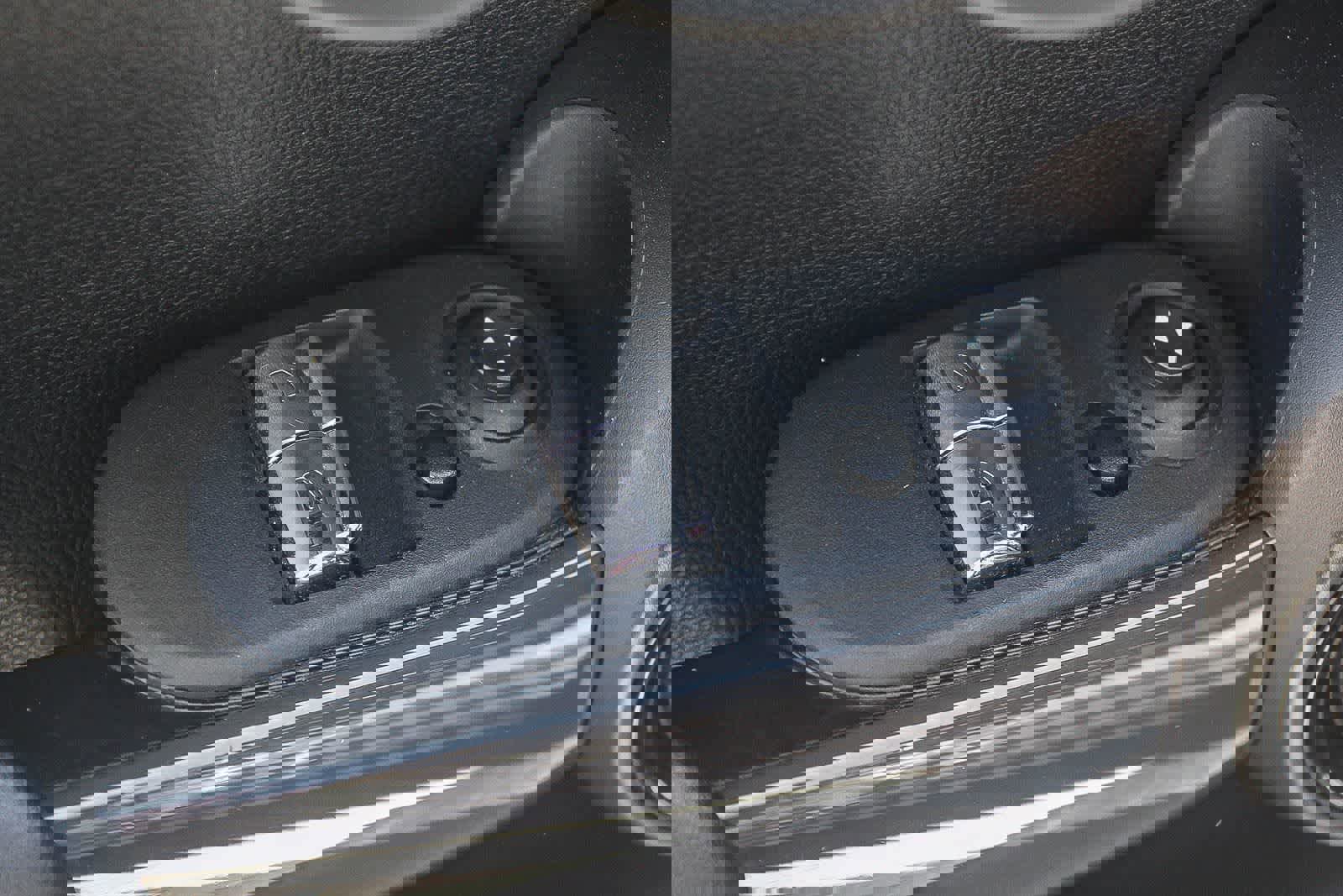 Used 2017 MINI Cooper 2-Door Hardtop image 26