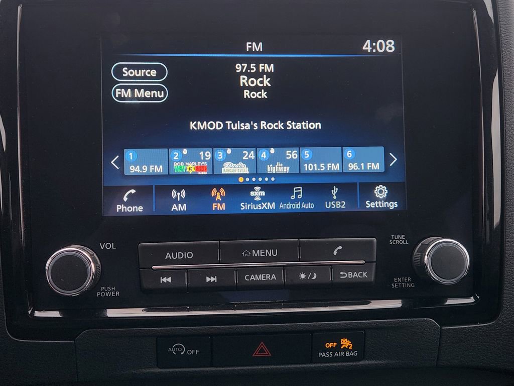 Used 2024 Nissan Frontier SV image 17