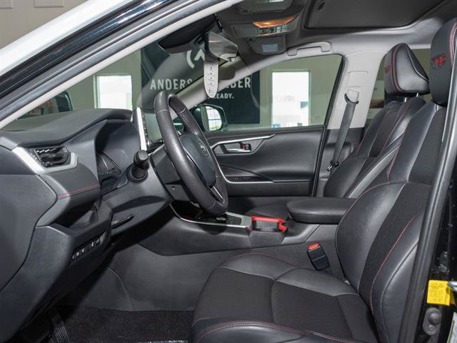 Used 2021 Toyota RAV4 TRD Off-Road image 8