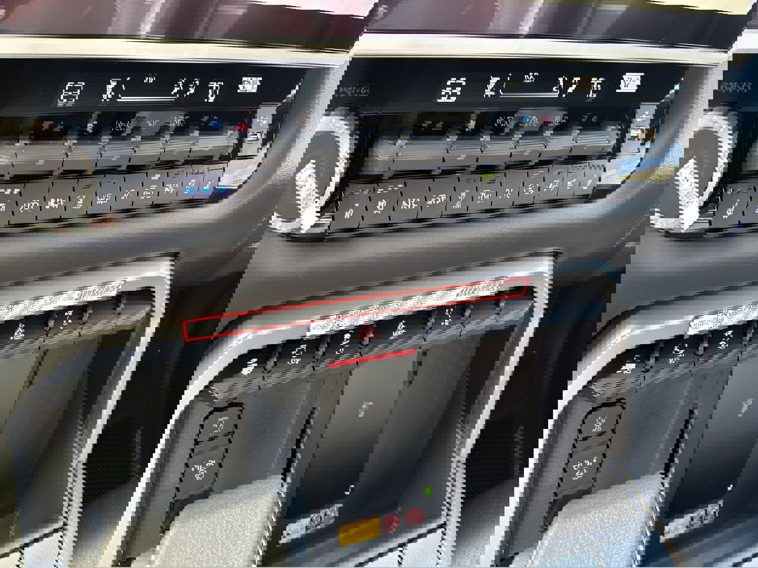 New 2025 Toyota Sequoia Platinum w/ TRD Off-Road Package image 24