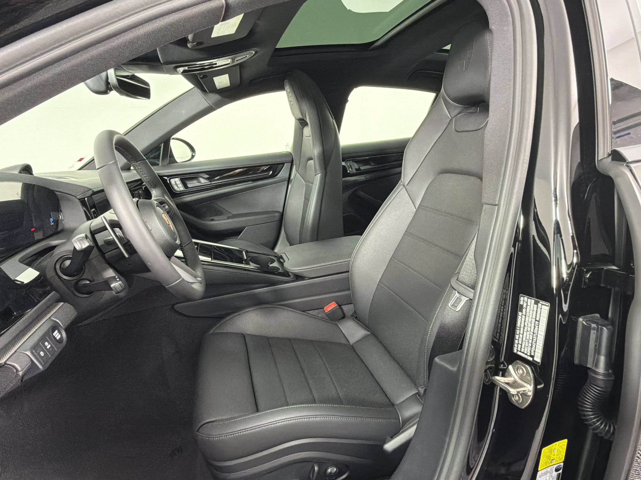New 2026 Porsche Panamera image 5