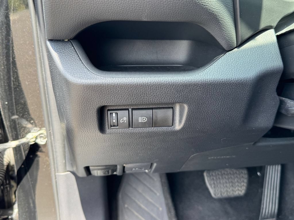 Used 2024 Toyota RAV4 Adventure AWD/4WD image 23