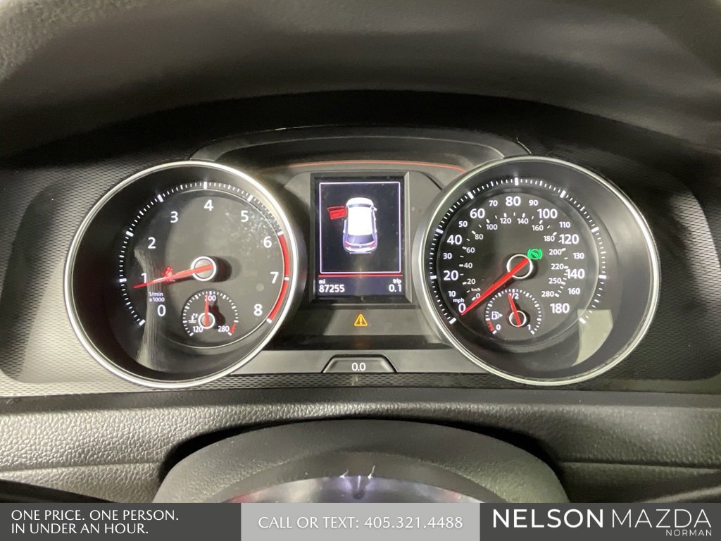 Used 2017 Volkswagen GTI SE image 41