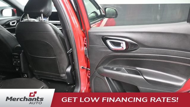 Used 2022 Jeep Compass Limited AWD/4WD image 13