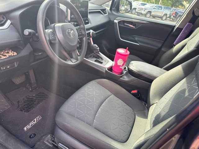 Used 2023 Toyota RAV4 XLE FWD image 31