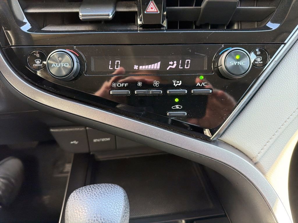 Used 2023 Toyota Camry LE FWD image 57