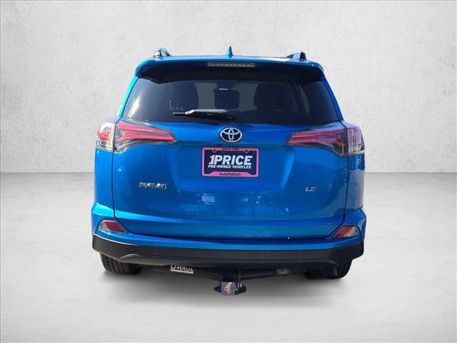 Used 2018 Toyota RAV4 LE image 7