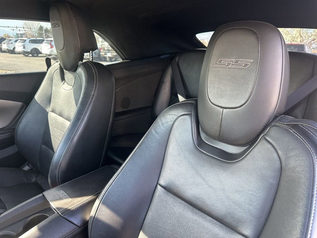 Used 2013 Chevrolet Camaro SS image 19