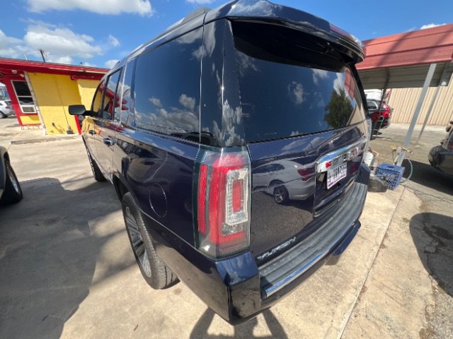 Used 2018 GMC Yukon Denali w/ Denali Ultimate Package RWD image 2