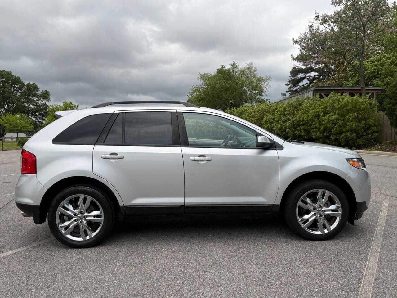 Used 2013 Ford Edge SEL FWD image 5