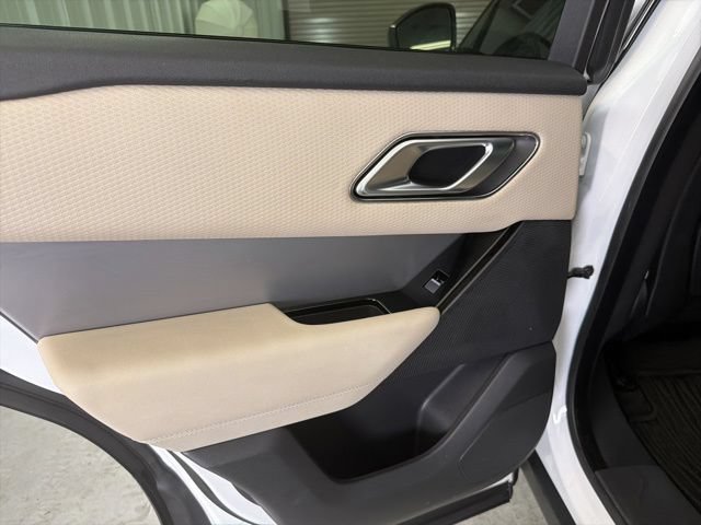 Certified 2022 Land Rover Range Rover Velar R-Dynamic S AWD/4WD image 13
