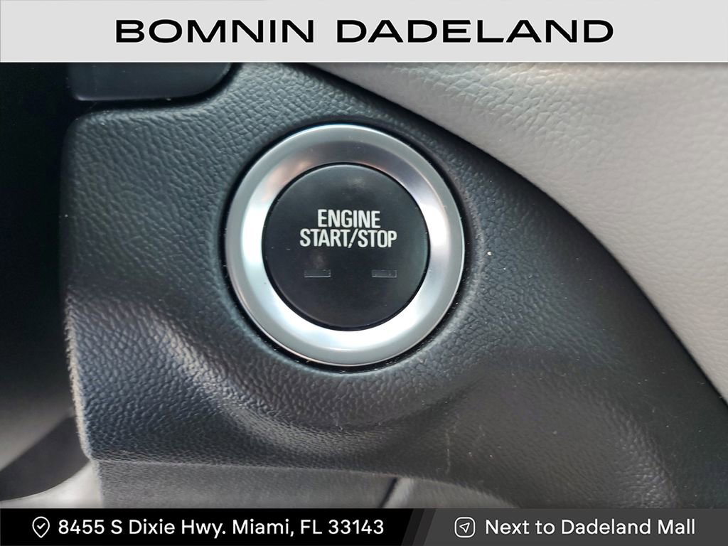 Used 2020 Chevrolet Equinox LS image 19