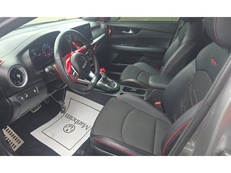 Used 2023 Kia Forte GT FWD image 4