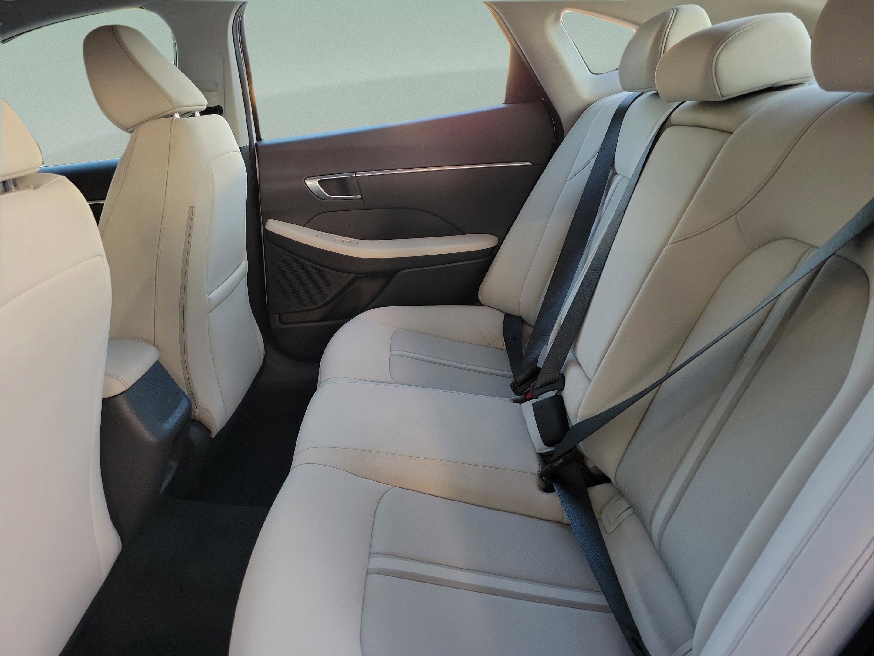 Used 2022 Hyundai Sonata SEL FWD image 26