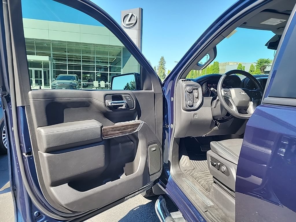 Used 2019 Chevrolet Silverado 1500 RST w/ All-Star Edition AWD/4WD image 9