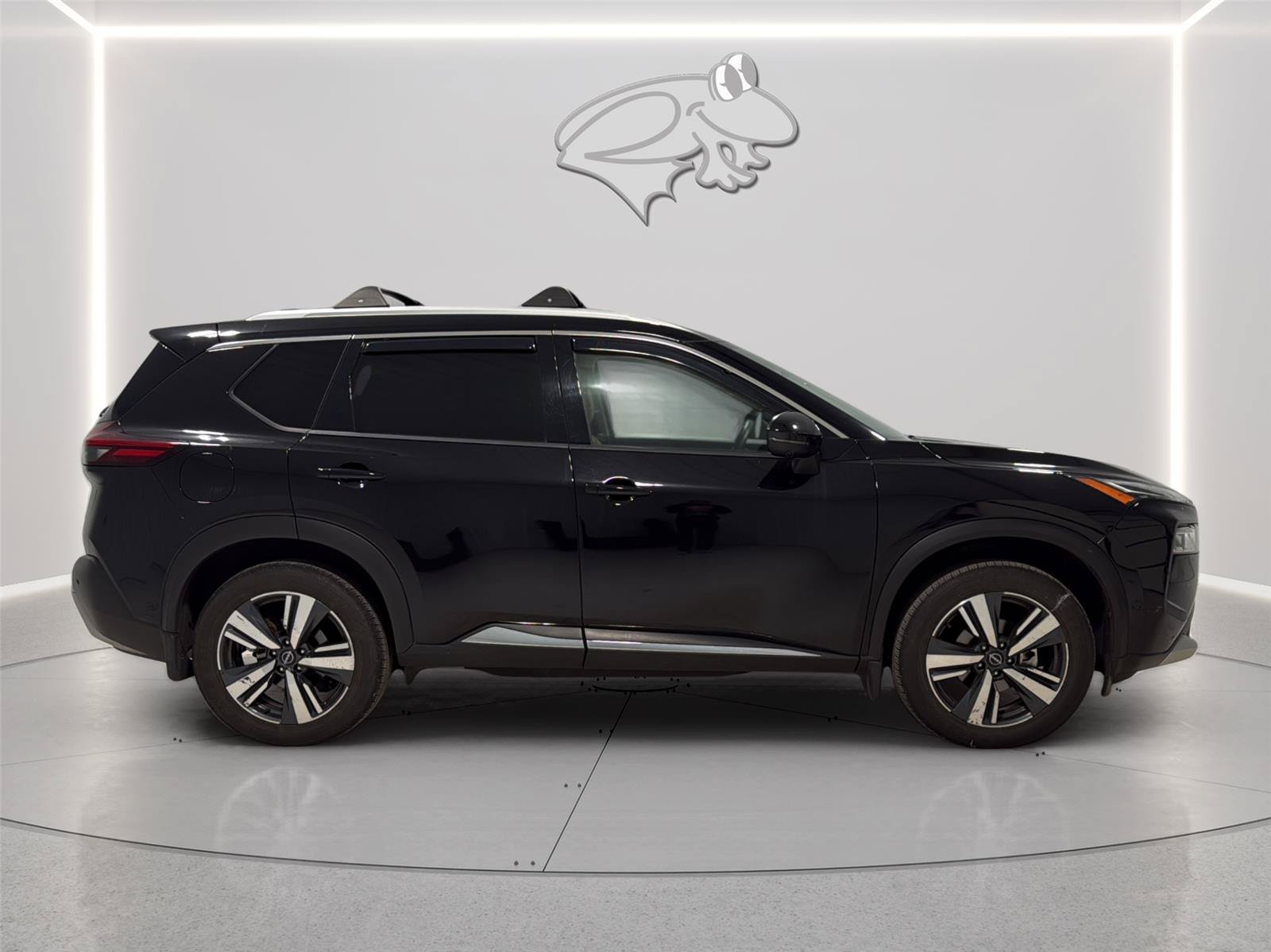 Used 2023 Nissan Rogue Platinum AWD/4WD image 6