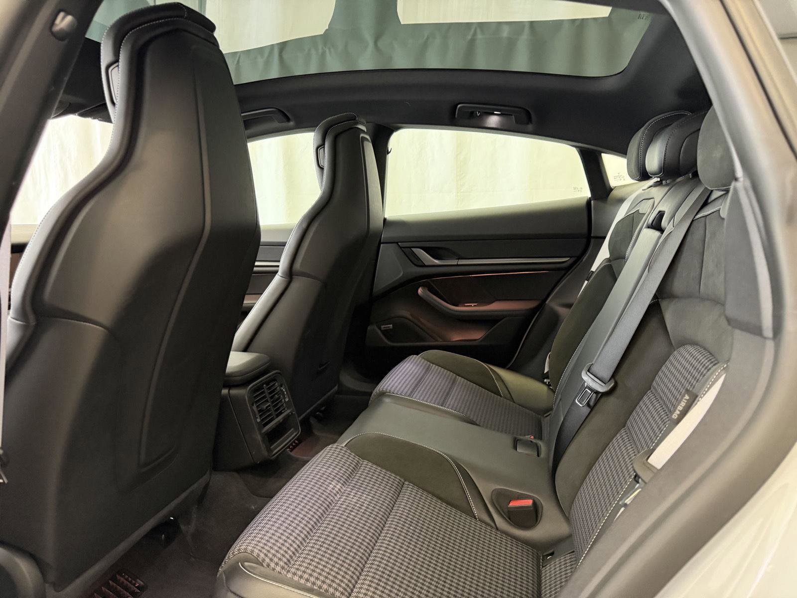 Certified 2025 Porsche Taycan image 24