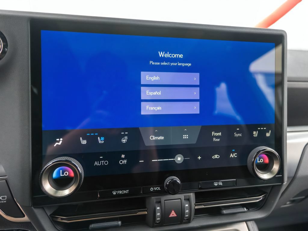 Used 2024 Lexus GX 550 w/ Cold Area Package AWD/4WD image 34