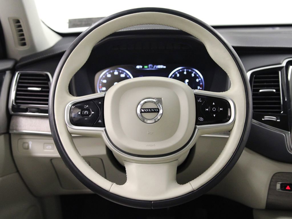 Used 2022 Volvo XC90 T6 Inscription image 14