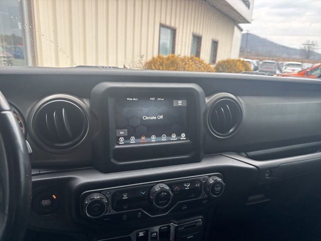 Used 2022 Jeep Gladiator Sport image 6