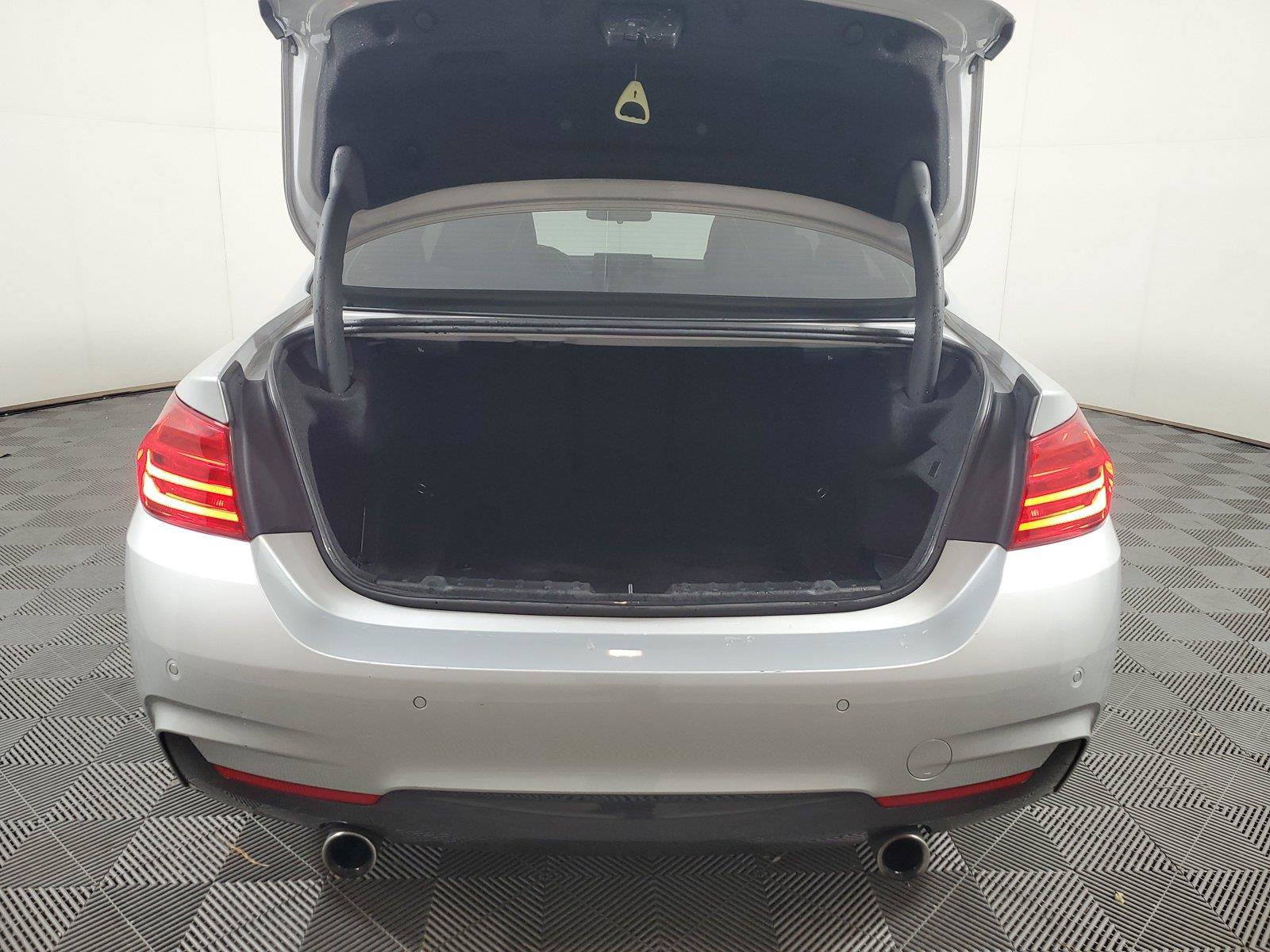 Used 2014 BMW 435i Coupe RWD image 8