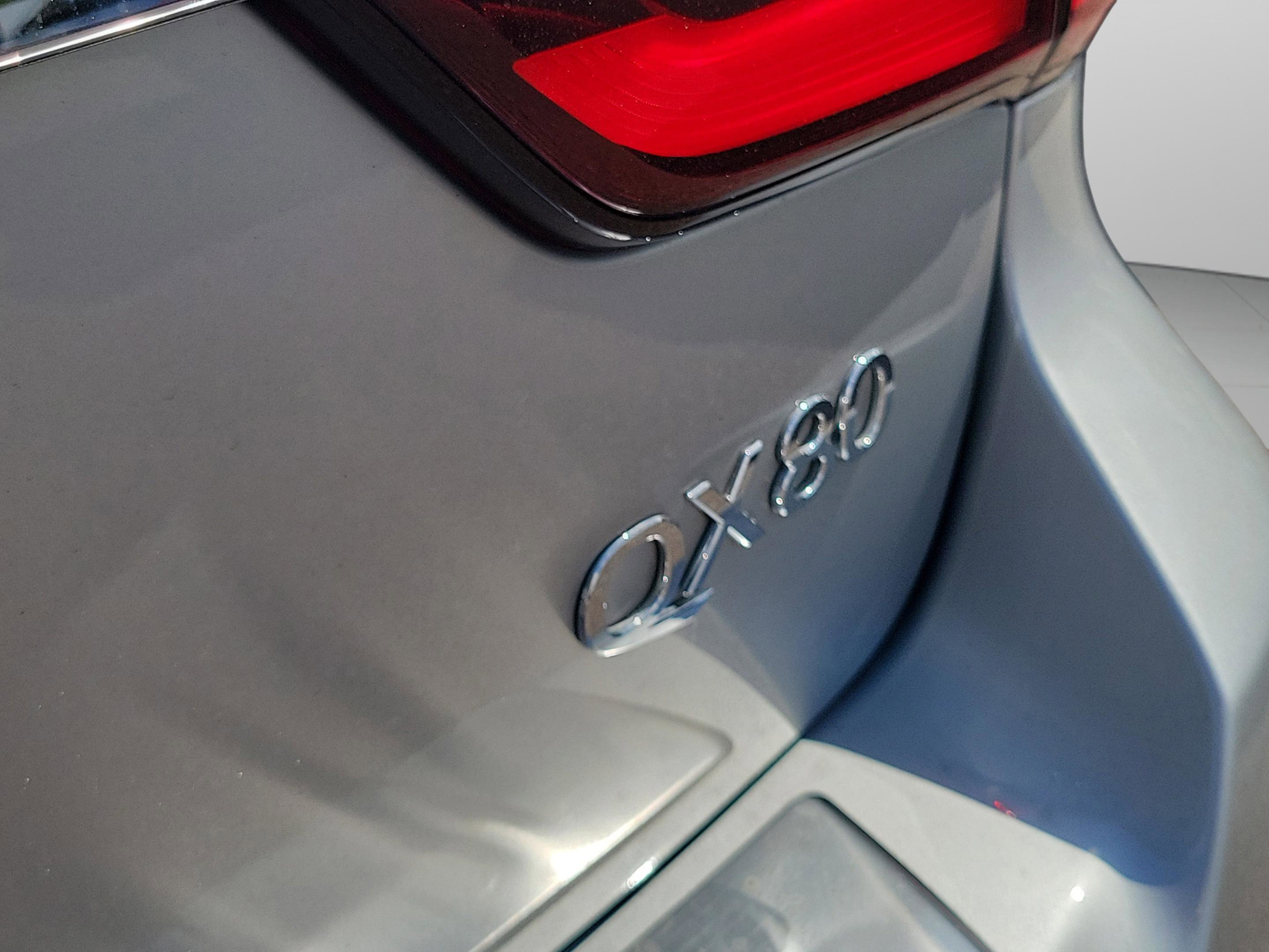 Certified 2019 INFINITI QX80 Luxe w/ Cargo Package AWD/4WD image 7