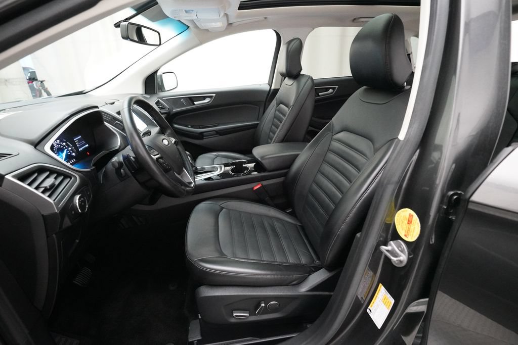 Used 2017 Ford Edge SEL w/ Equipment Group 201A AWD/4WD image 7