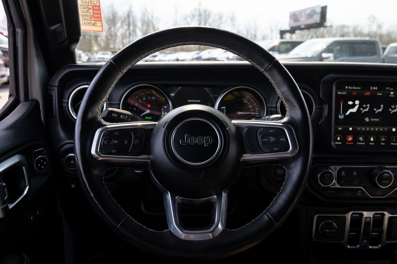 Used 2023 Jeep Wrangler Unlimited Sahara w/ Cold Weather Group image 28