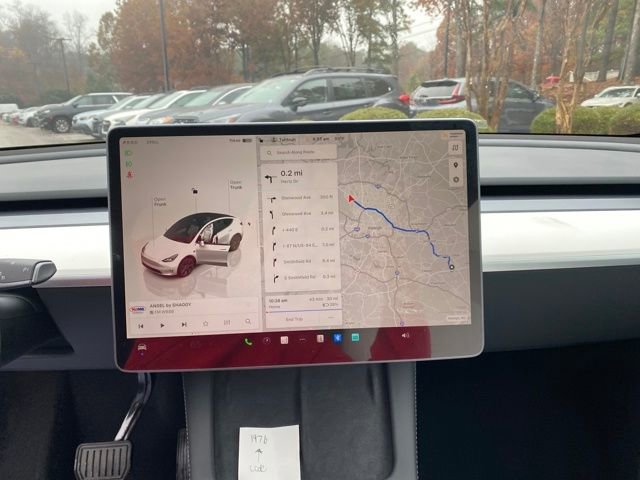 Used 2025 Tesla Model Y Long Range image 19