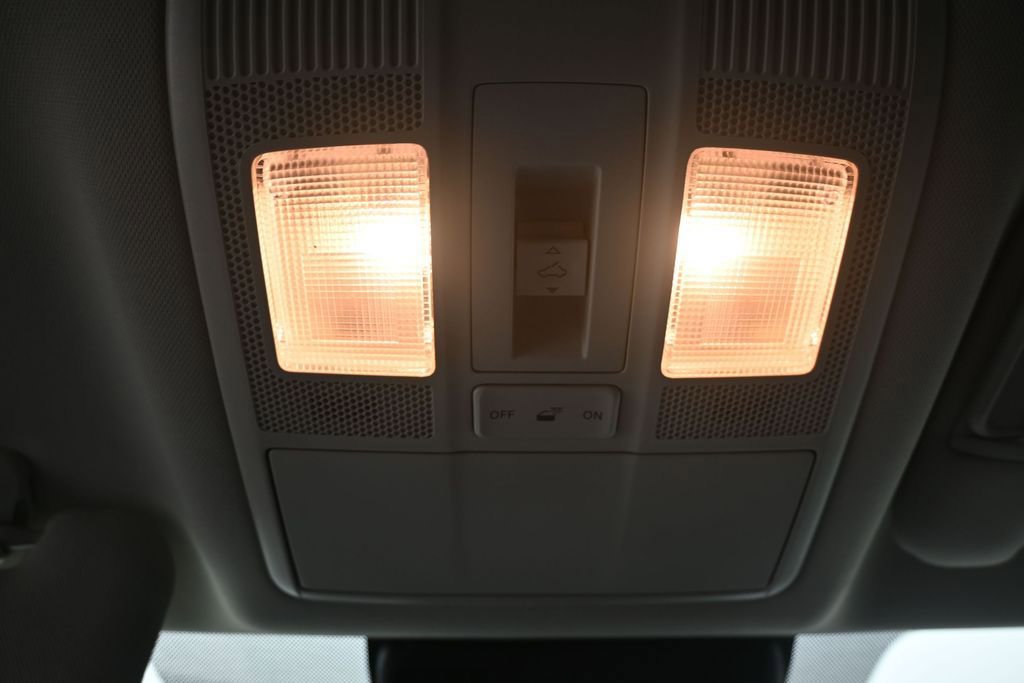 Used 2023 MAZDA CX-9 Touring AWD/4WD image 13