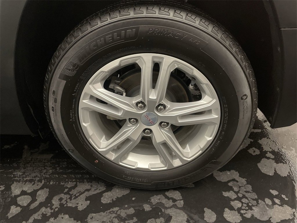 Used 2022 GMC Terrain SLE w/ Driver Convenience Package image 26