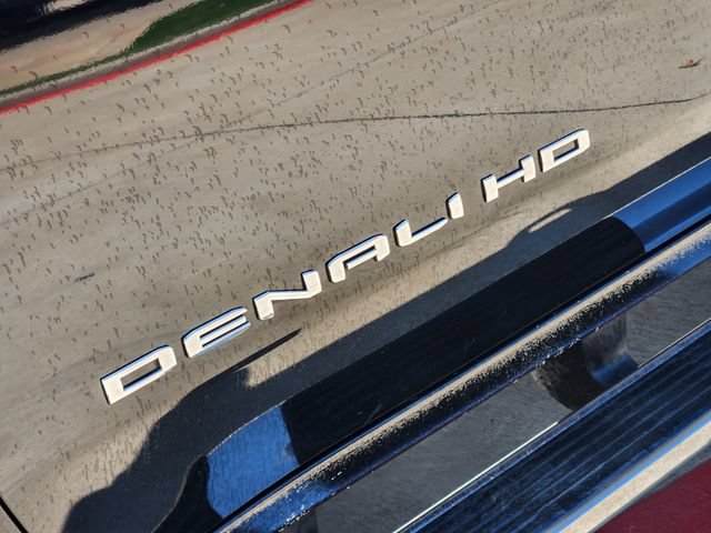 Used 2020 GMC Sierra 2500 Denali w/ Denali Ultimate Package AWD/4WD image 9