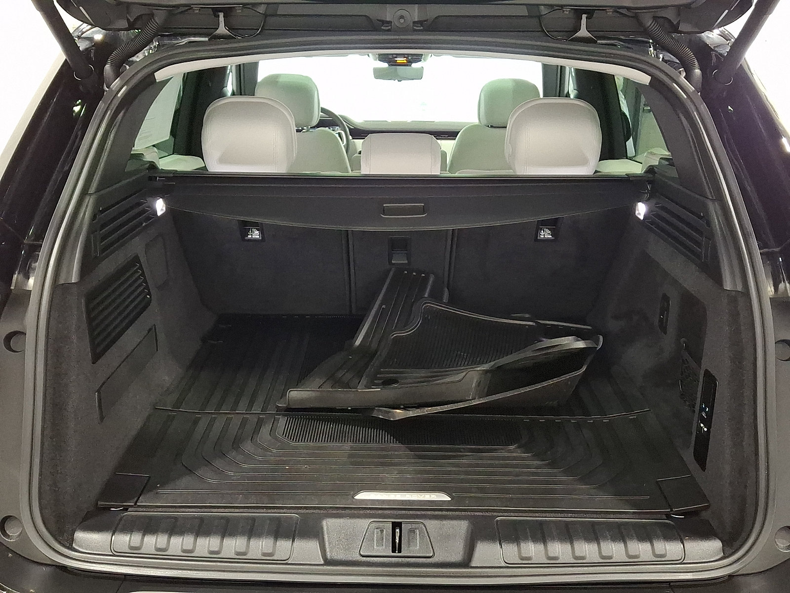 Certified 2024 Land Rover Range Rover Sport SE AWD/4WD image 27