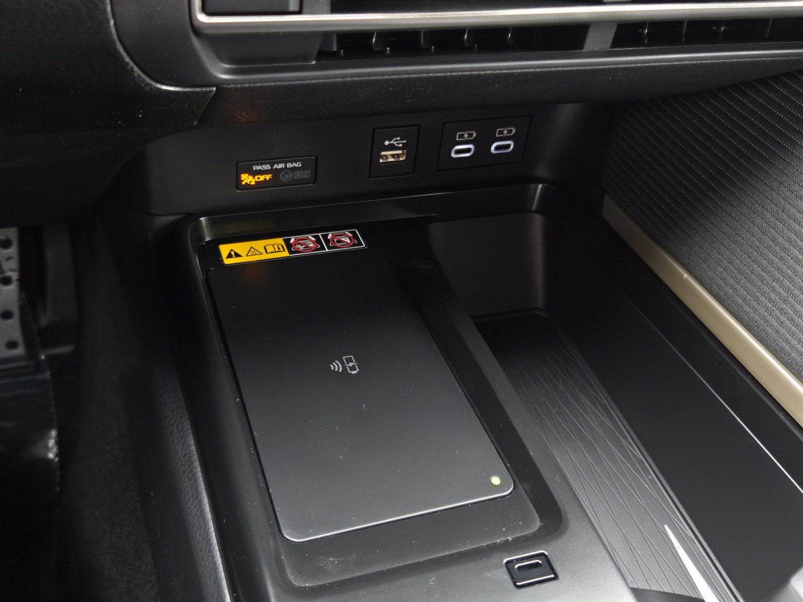Certified 2026 Toyota Camry SE FWD image 17