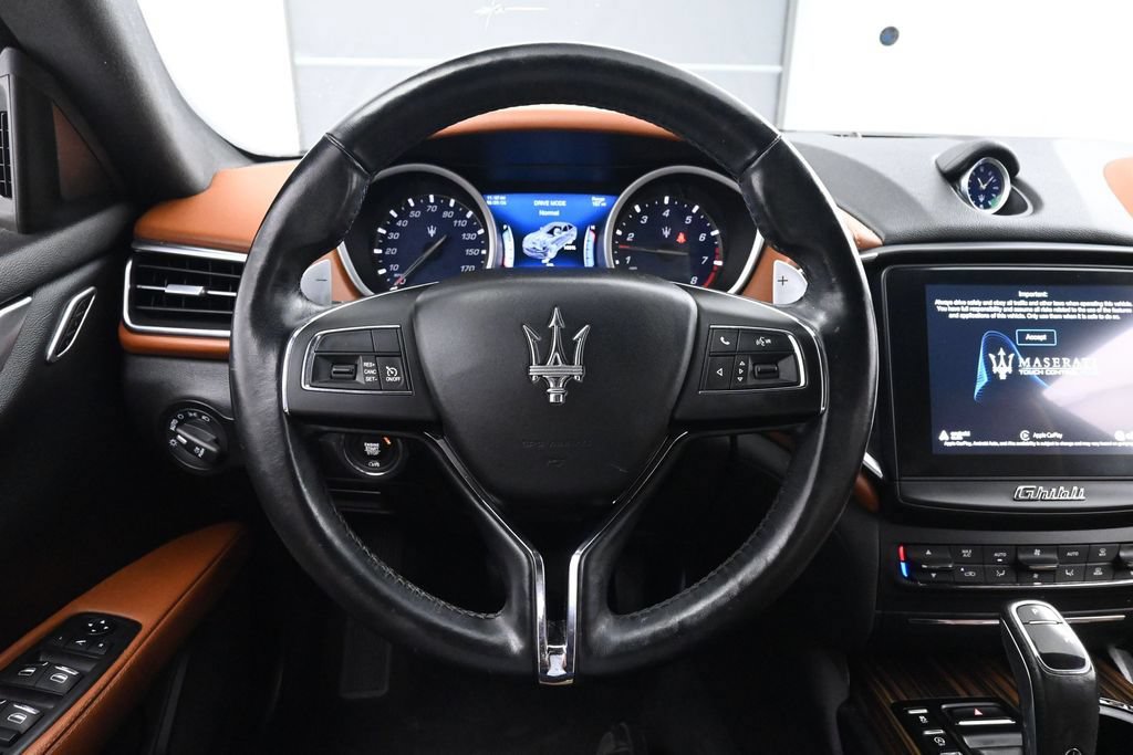 Used 2019 Maserati Ghibli S Q4 AWD/4WD image 28