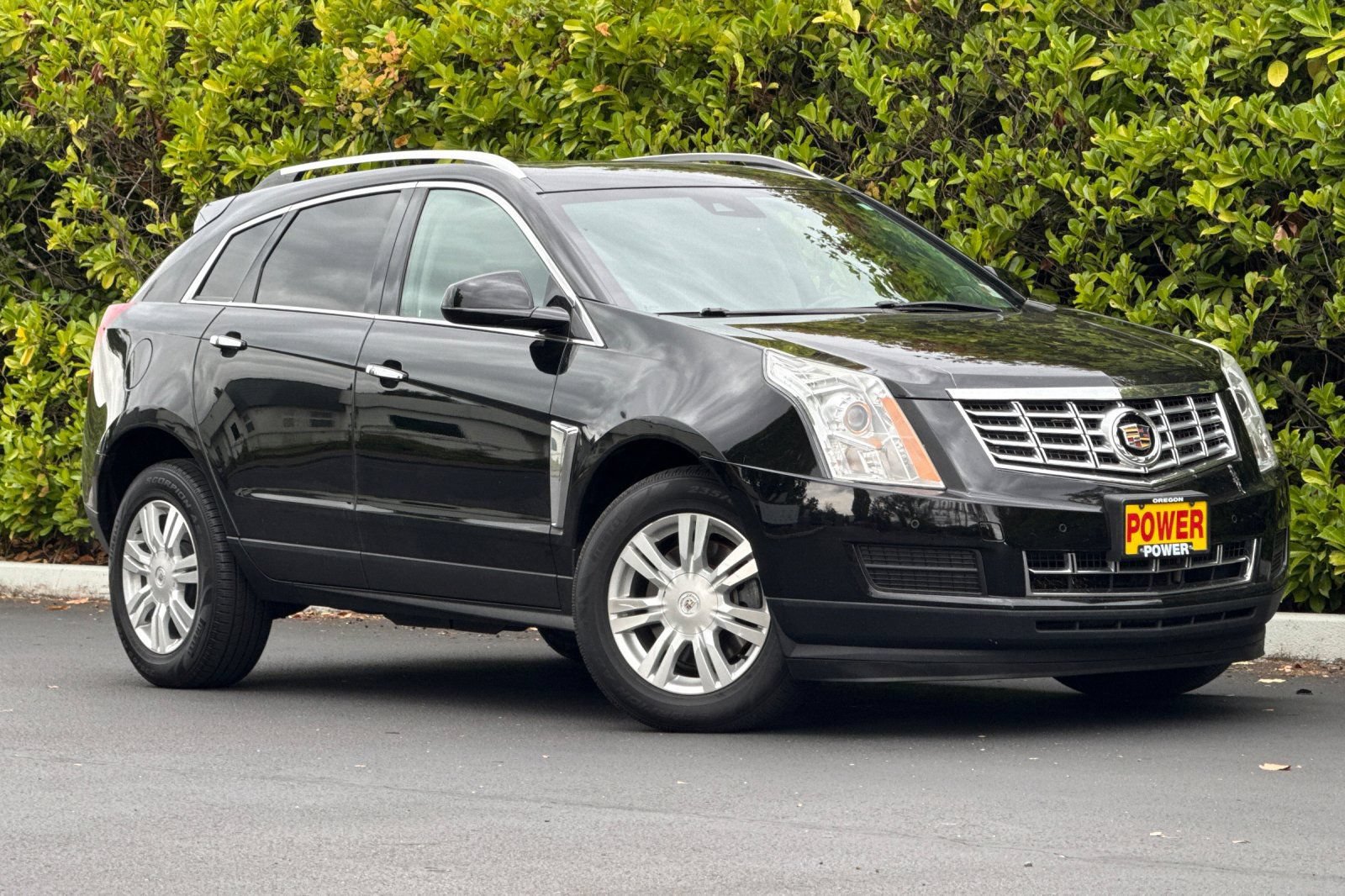 Used 2016 Cadillac SRX Luxury w/ Driver Awareness Package FWD image 2