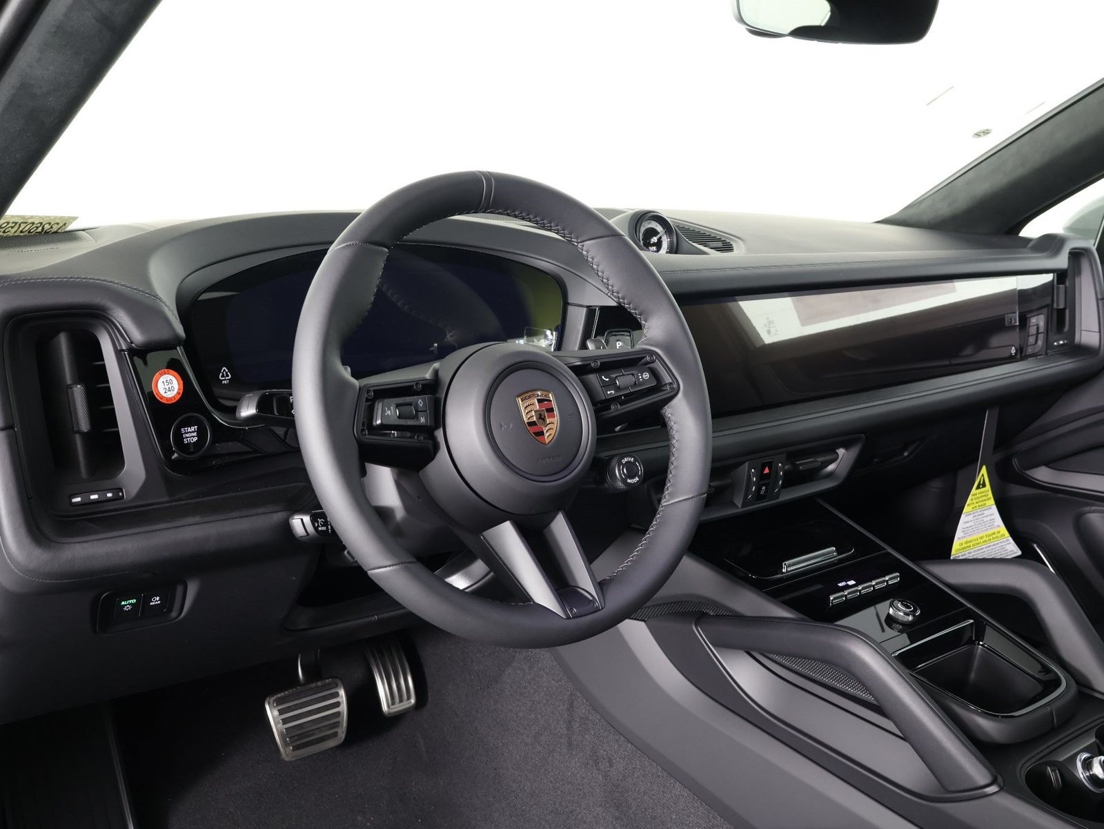 New 2026 Porsche Cayenne GTS AWD/4WD image 4
