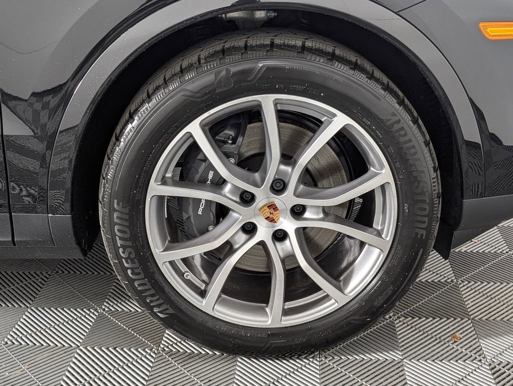 New 2026 Porsche Cayenne Coupe image 15
