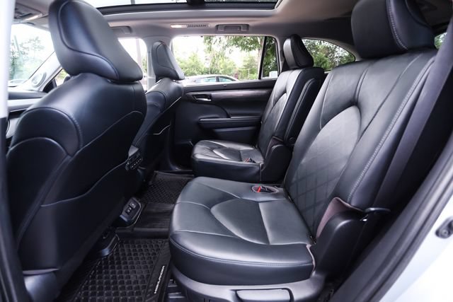 Used 2020 Toyota Highlander Platinum AWD/4WD image 58