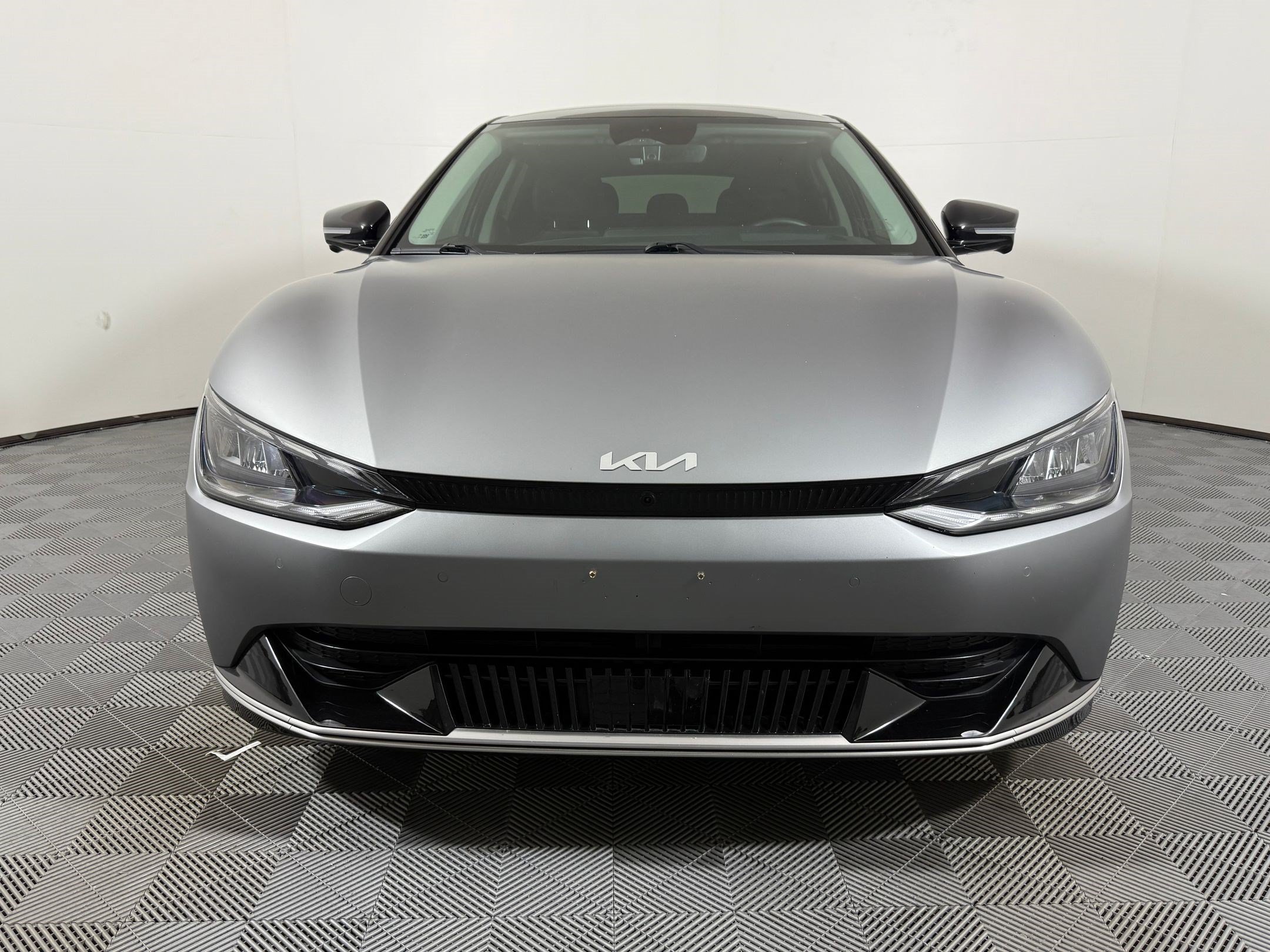 Used 2022 Kia EV6 GT-Line w/ First Edition Package AWD/4WD image 5